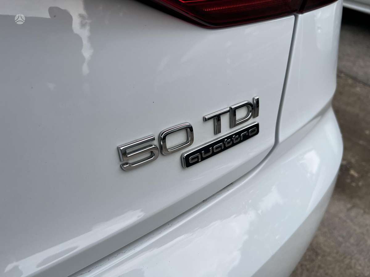 Audi A8, 3.0 l., Седан