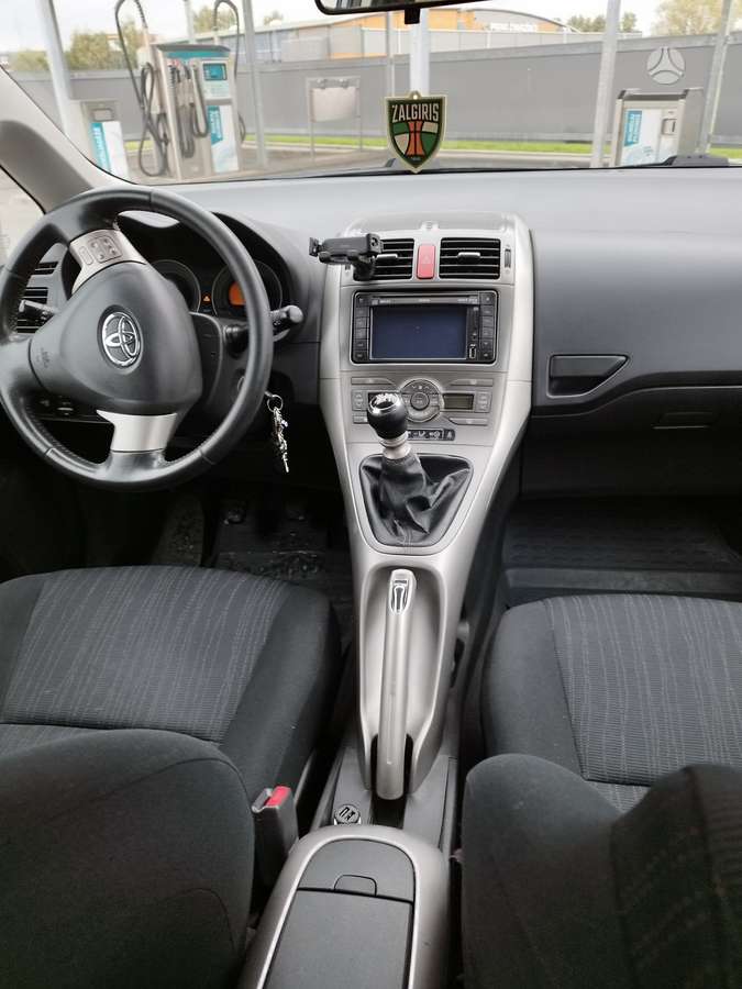 Toyota Auris - 7