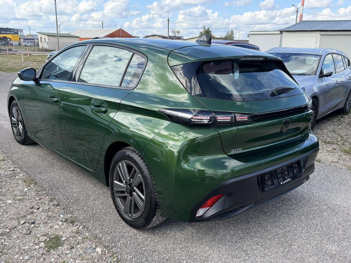 Peugeot 308 - 8