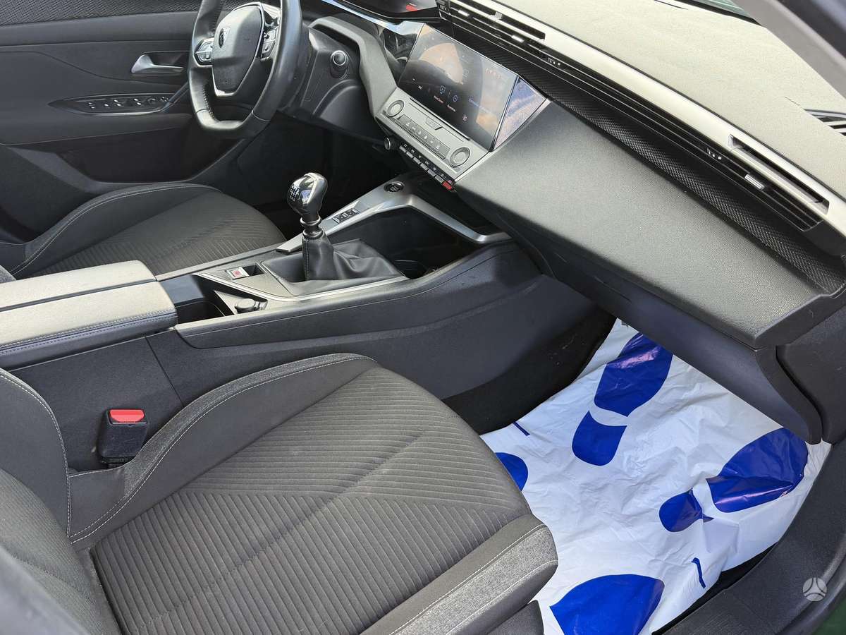Peugeot 308 - 11