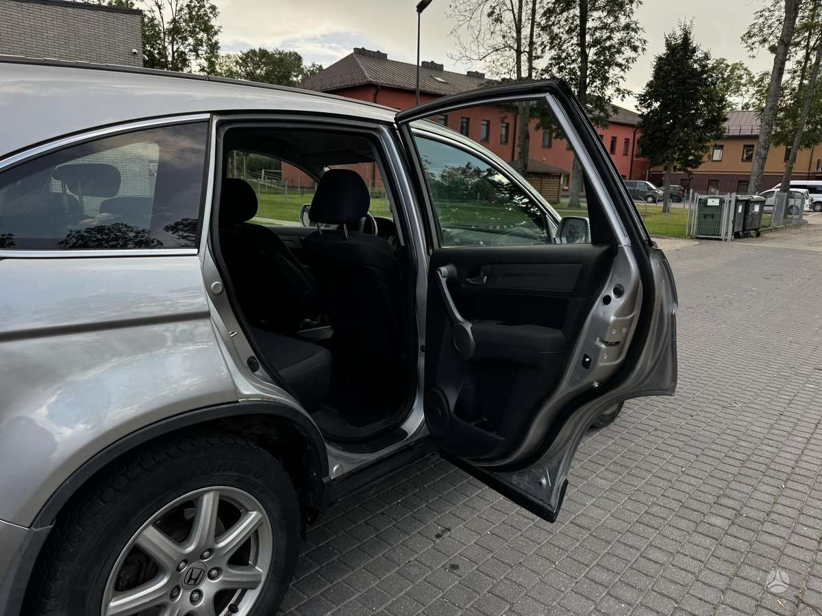Honda CR-V - 5