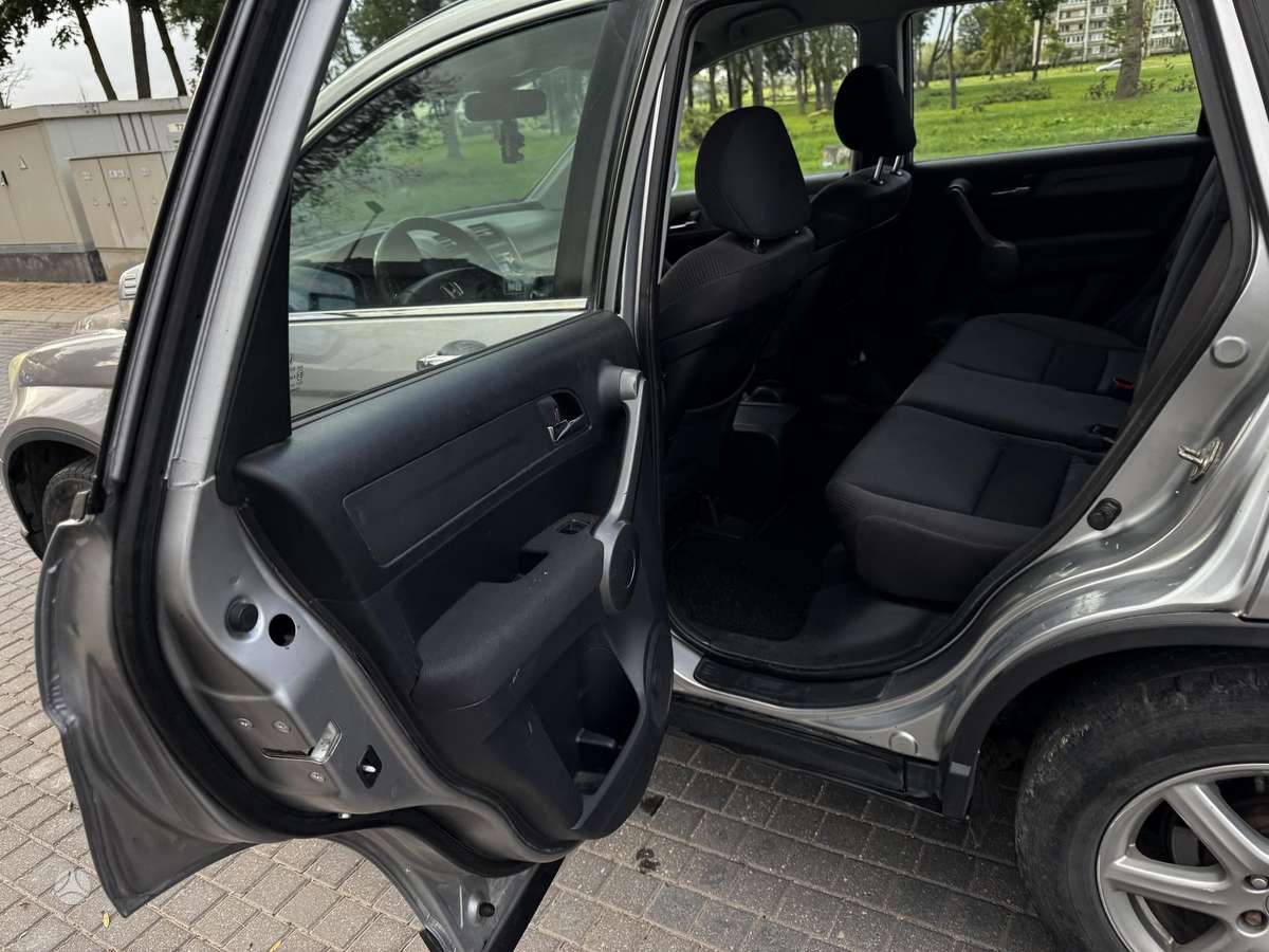 Honda CR-V - 6