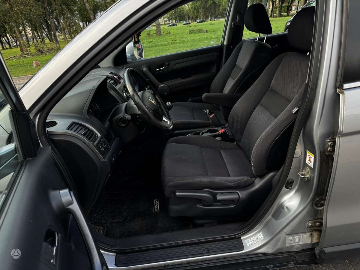Honda CR-V - 8
