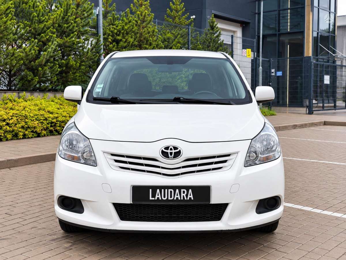 Toyota Verso - 9