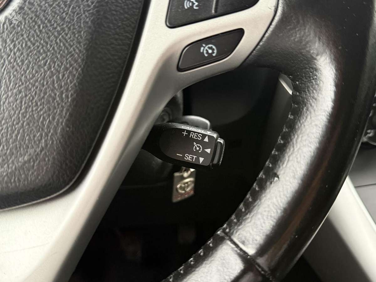 Toyota Verso, 2.0 l., Минивэн
