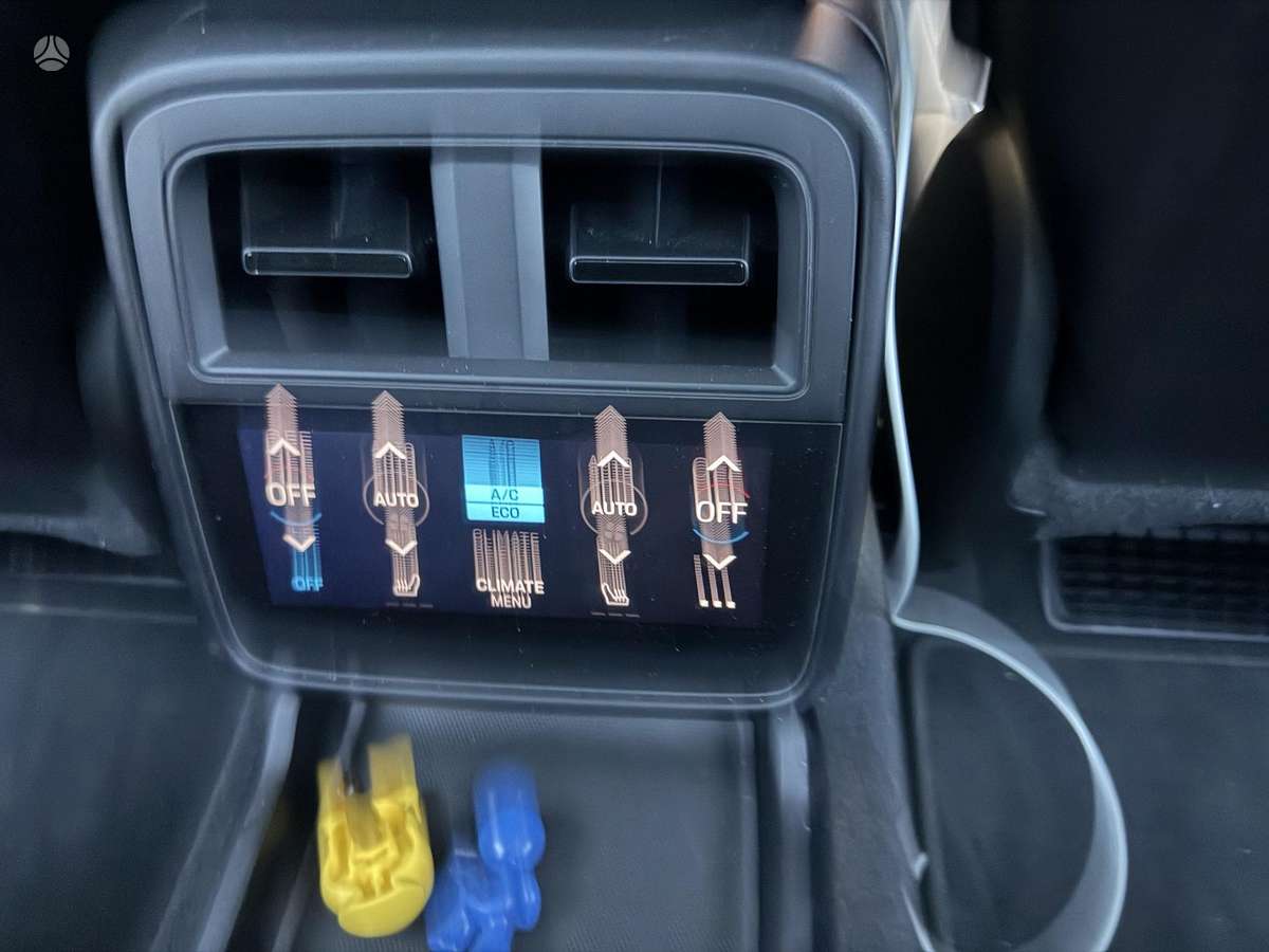 Porsche Taycan, 93 кВт·ч, Универсал