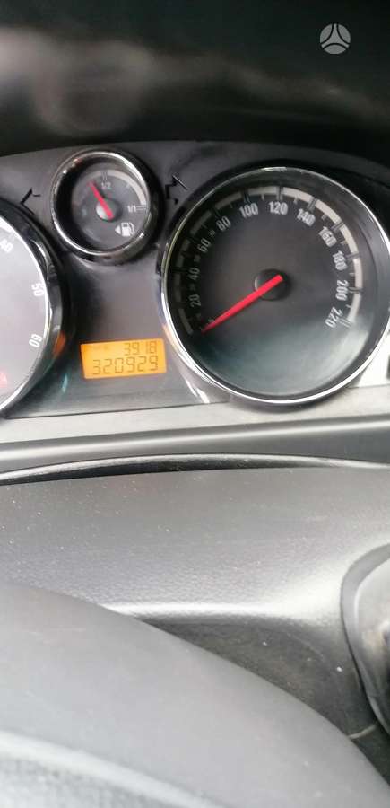 Opel Antara - 8