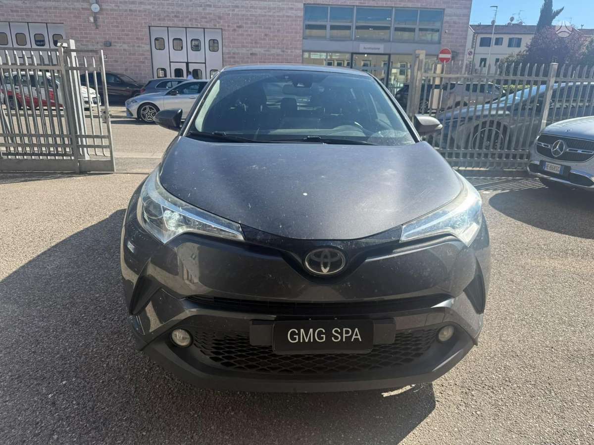 Toyota C-HR - 1