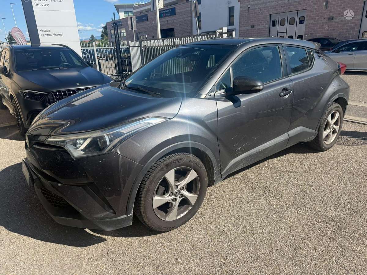 Toyota C-HR - 3