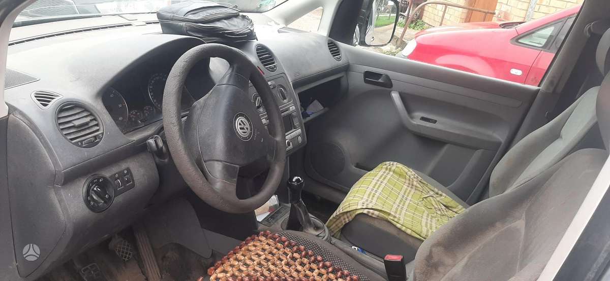Volkswagen Caddy - 4