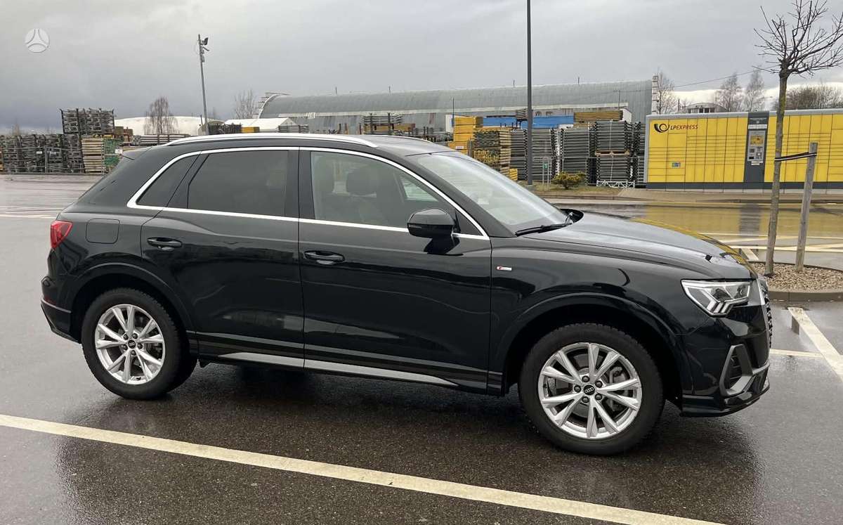 Audi Q3 - 1