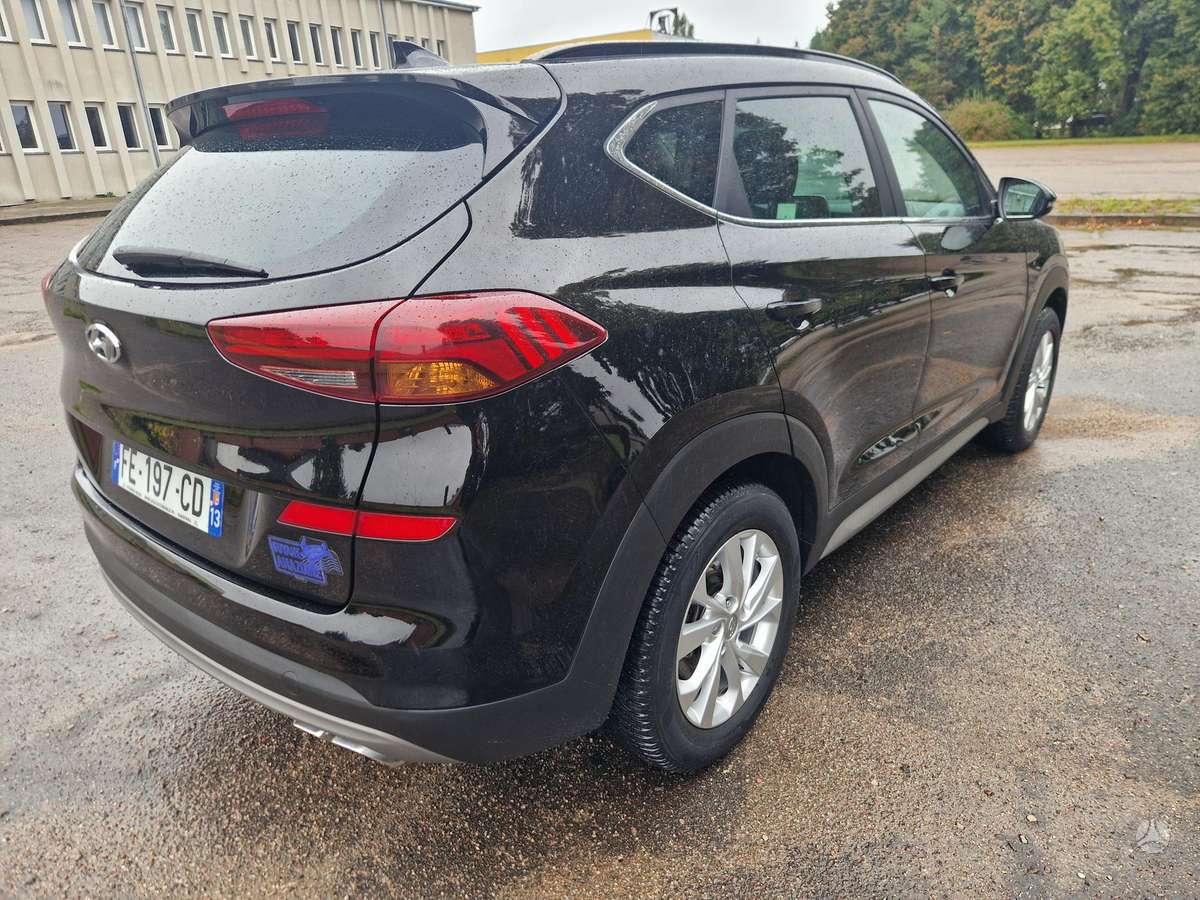 Hyundai Tucson - 4