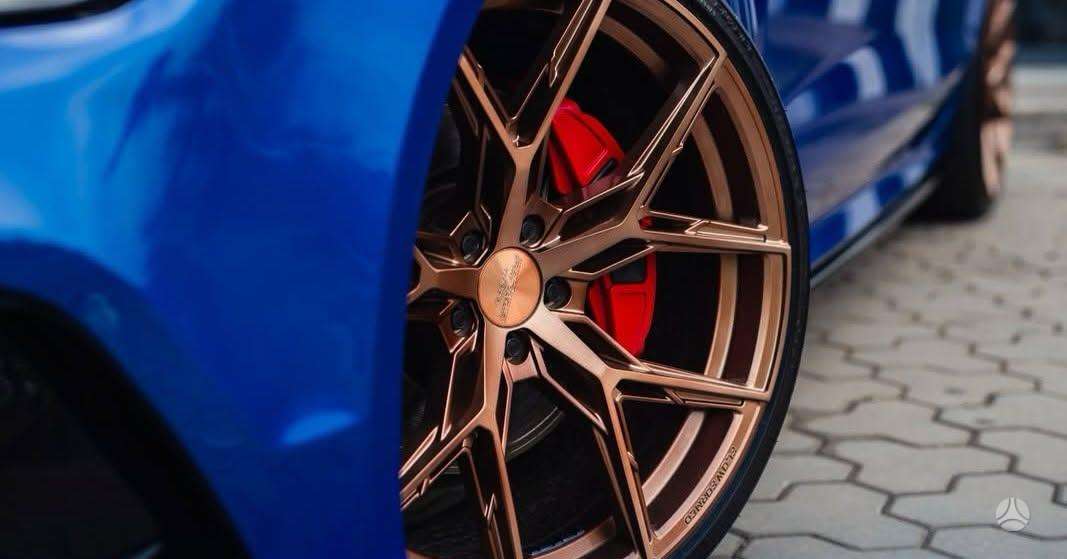Forzza Gravity, lengvojo lydinio, R20
