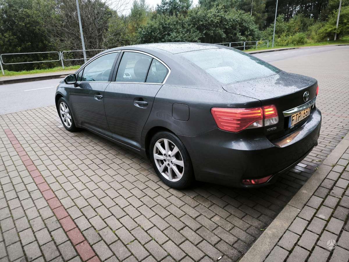 Toyota Avensis - 3