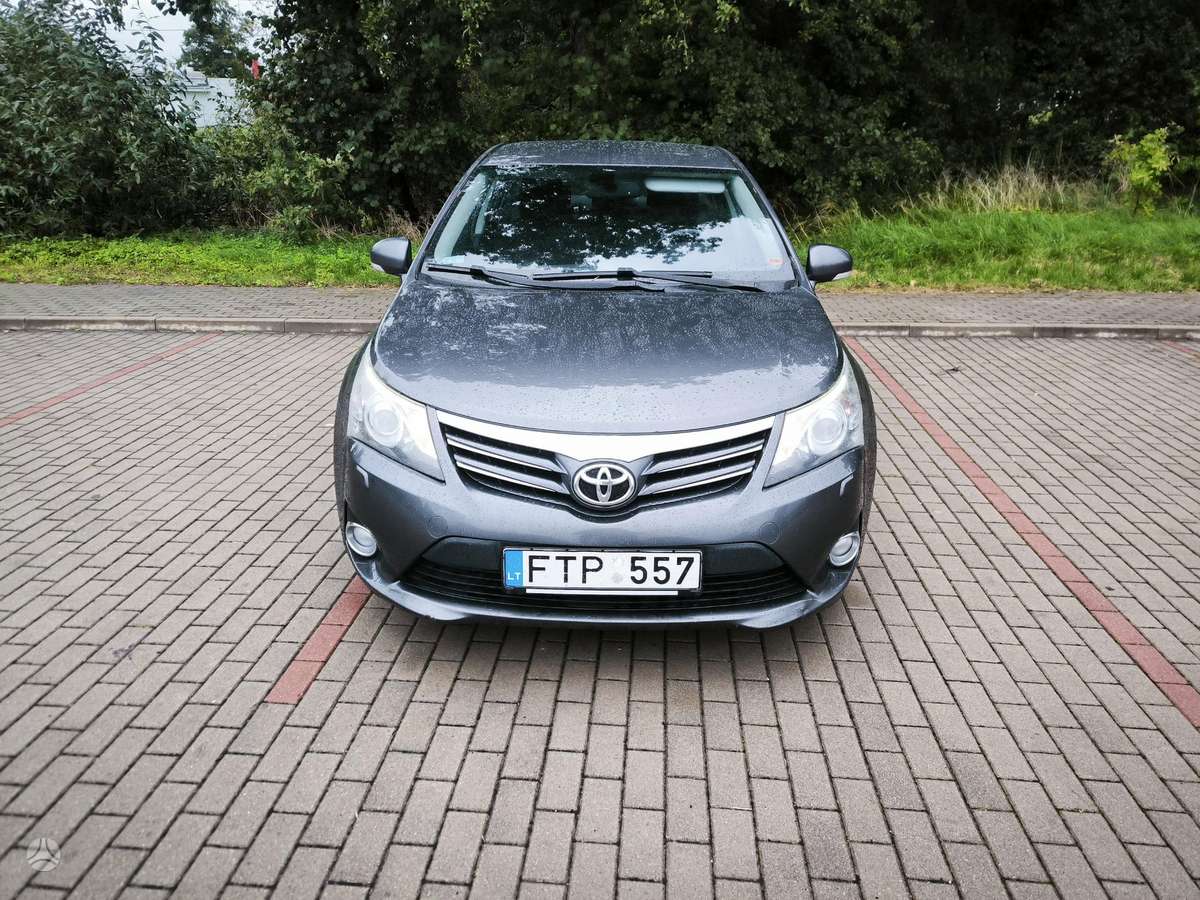 Toyota Avensis - 7