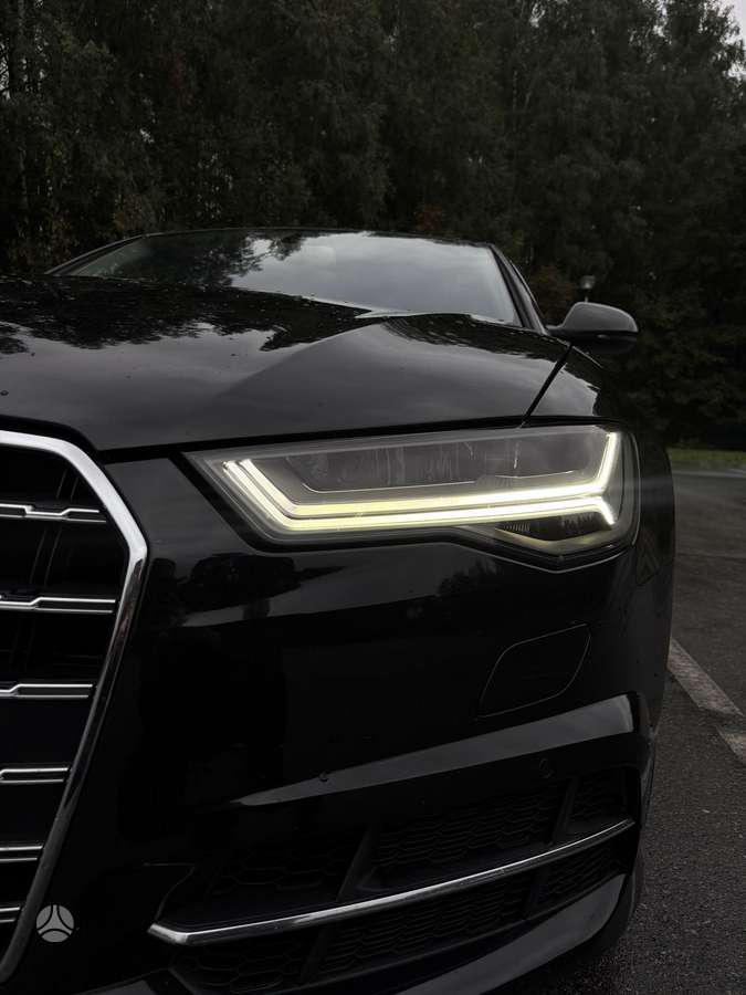 Audi A6, 2.0 l., Седан