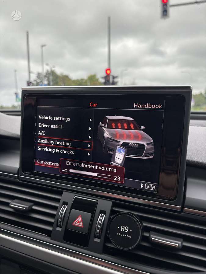 Audi A6, 2.0 l., Седан