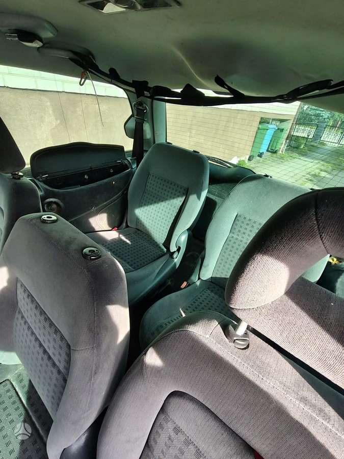 Volkswagen Sharan - 4