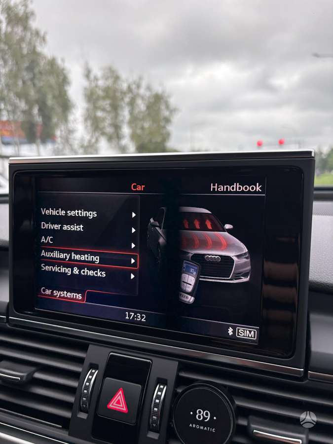 Audi A6, 2.0 l., Седан