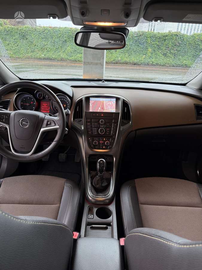Opel Astra - 9
