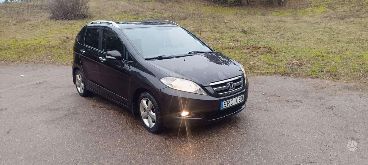 Honda FR-V - 1