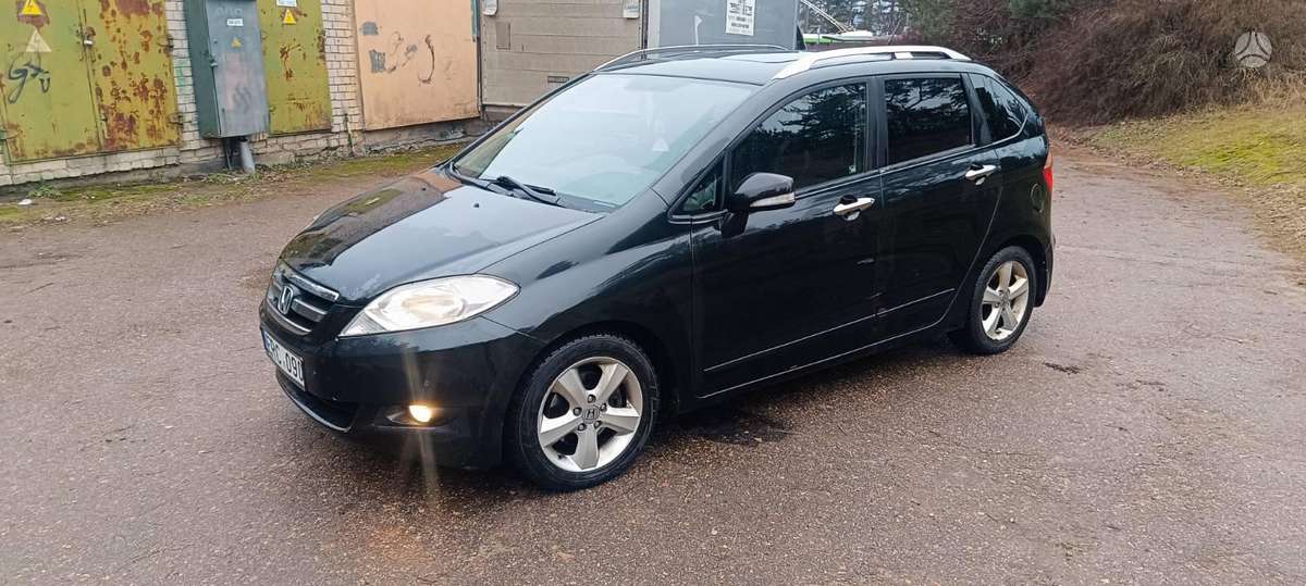 Honda FR-V - 2