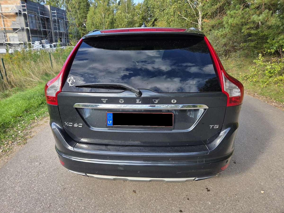 Volvo XC60 - 2