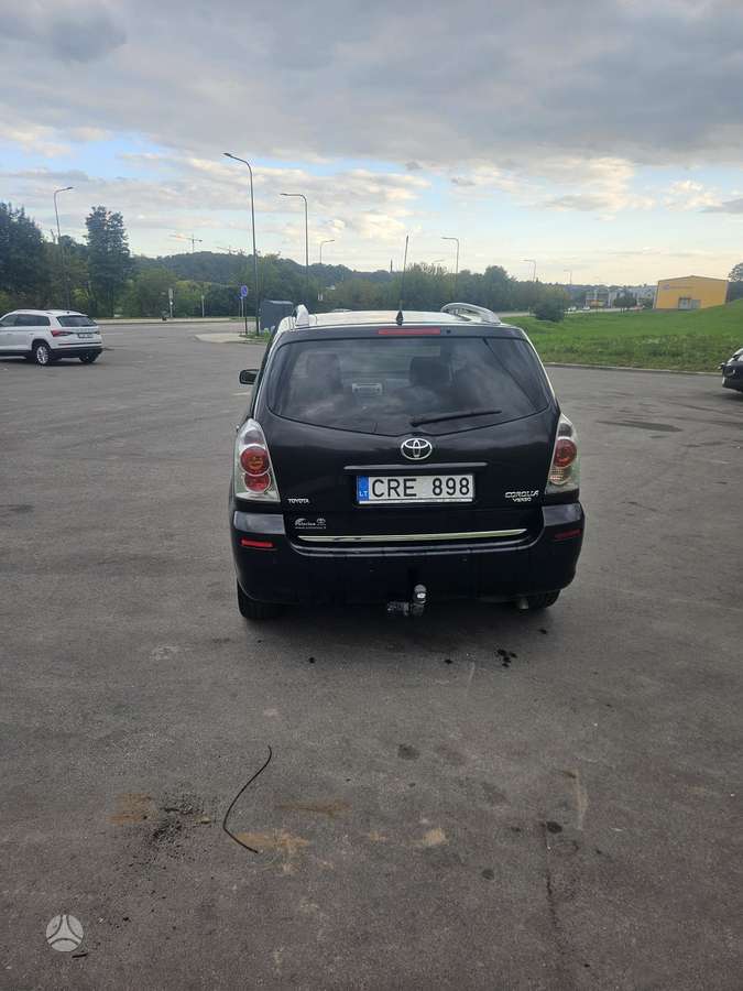 Toyota Corolla Verso - 4