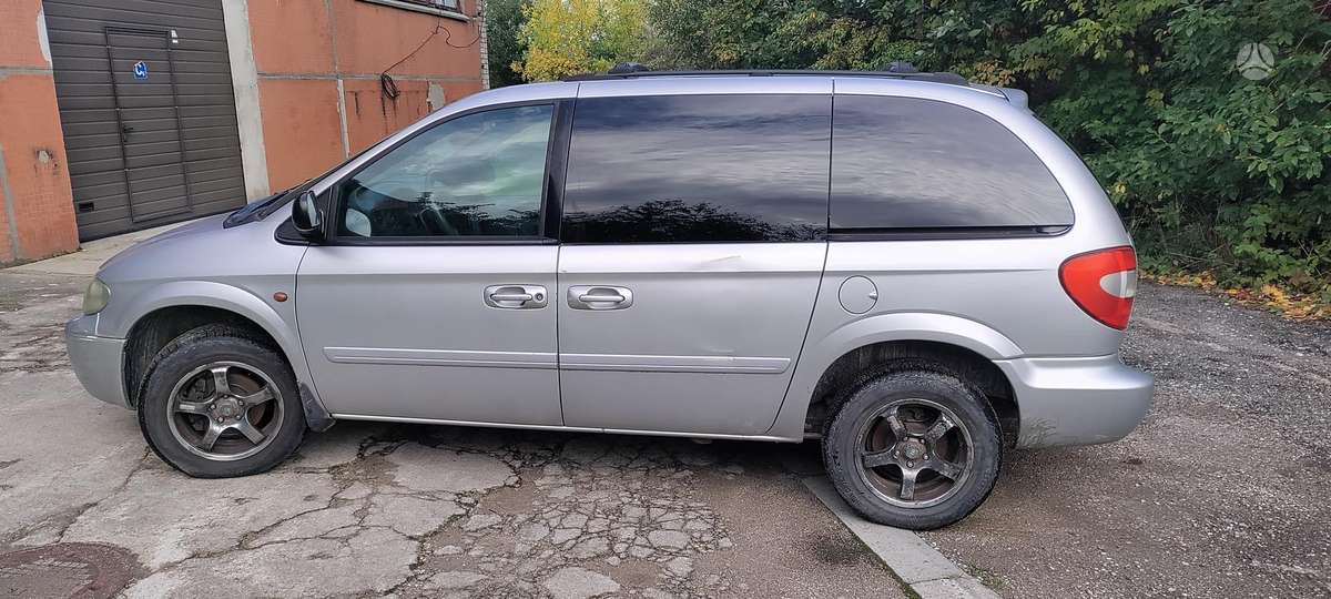 Chrysler Voyager, 2.5 l., Минивэн