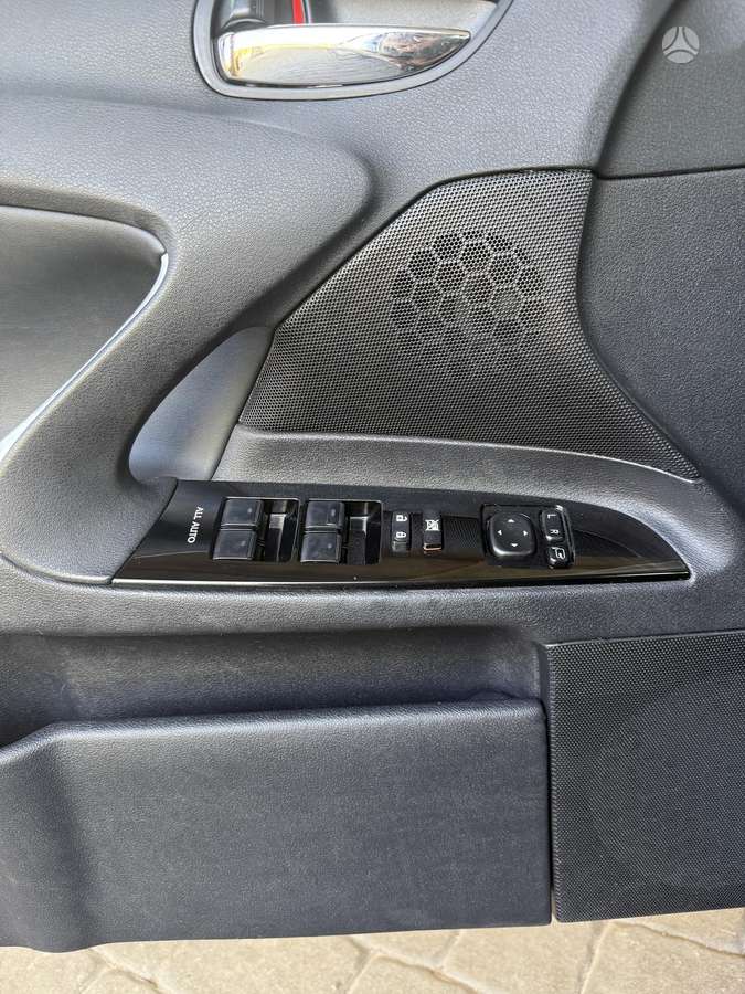 Lexus IS 200 - 4