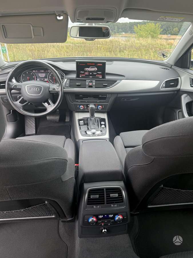 Audi A6 - 12
