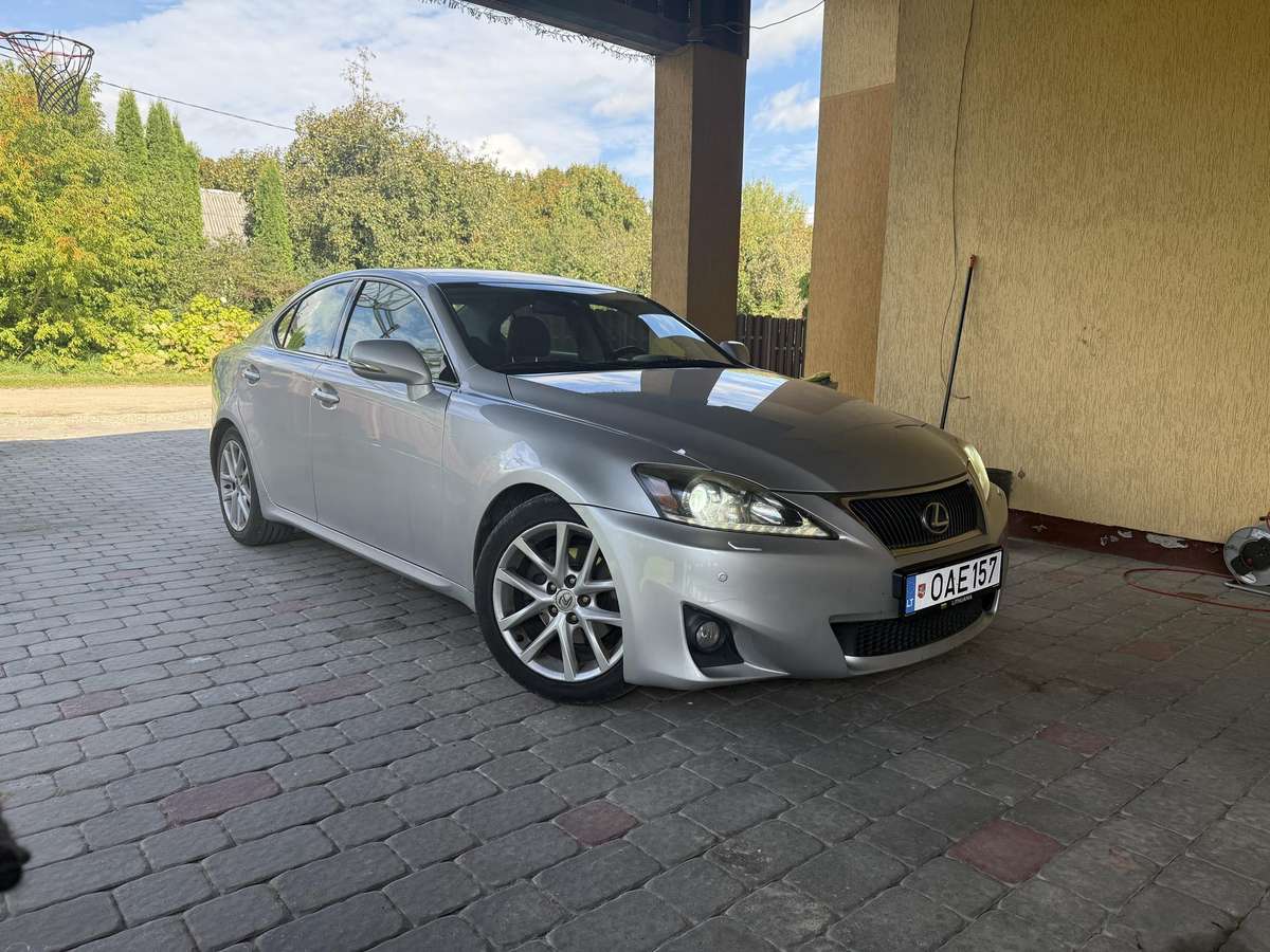 Lexus IS 200 - 1