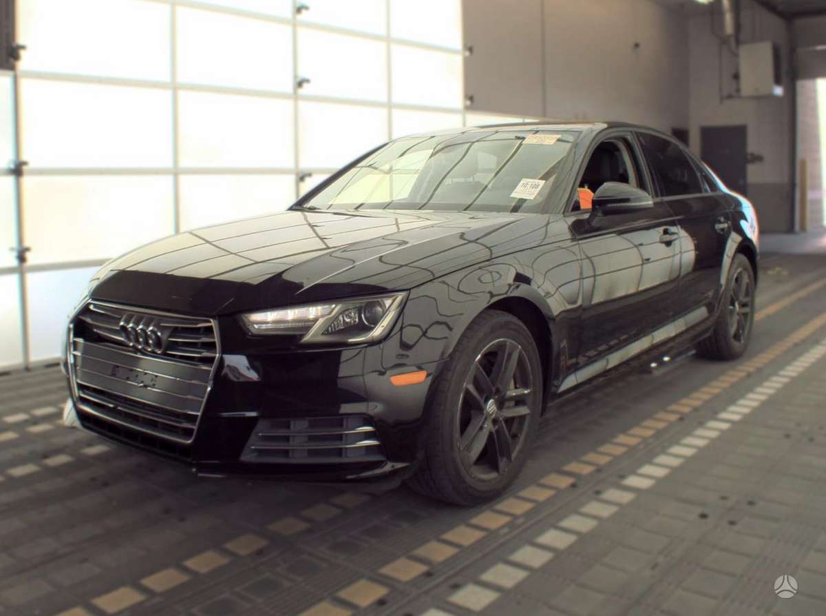 Audi A4 - 1