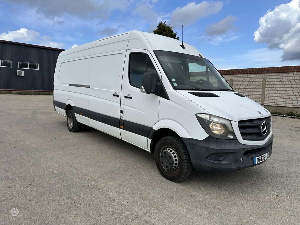 Mercedes-Benz Sprinter - 3