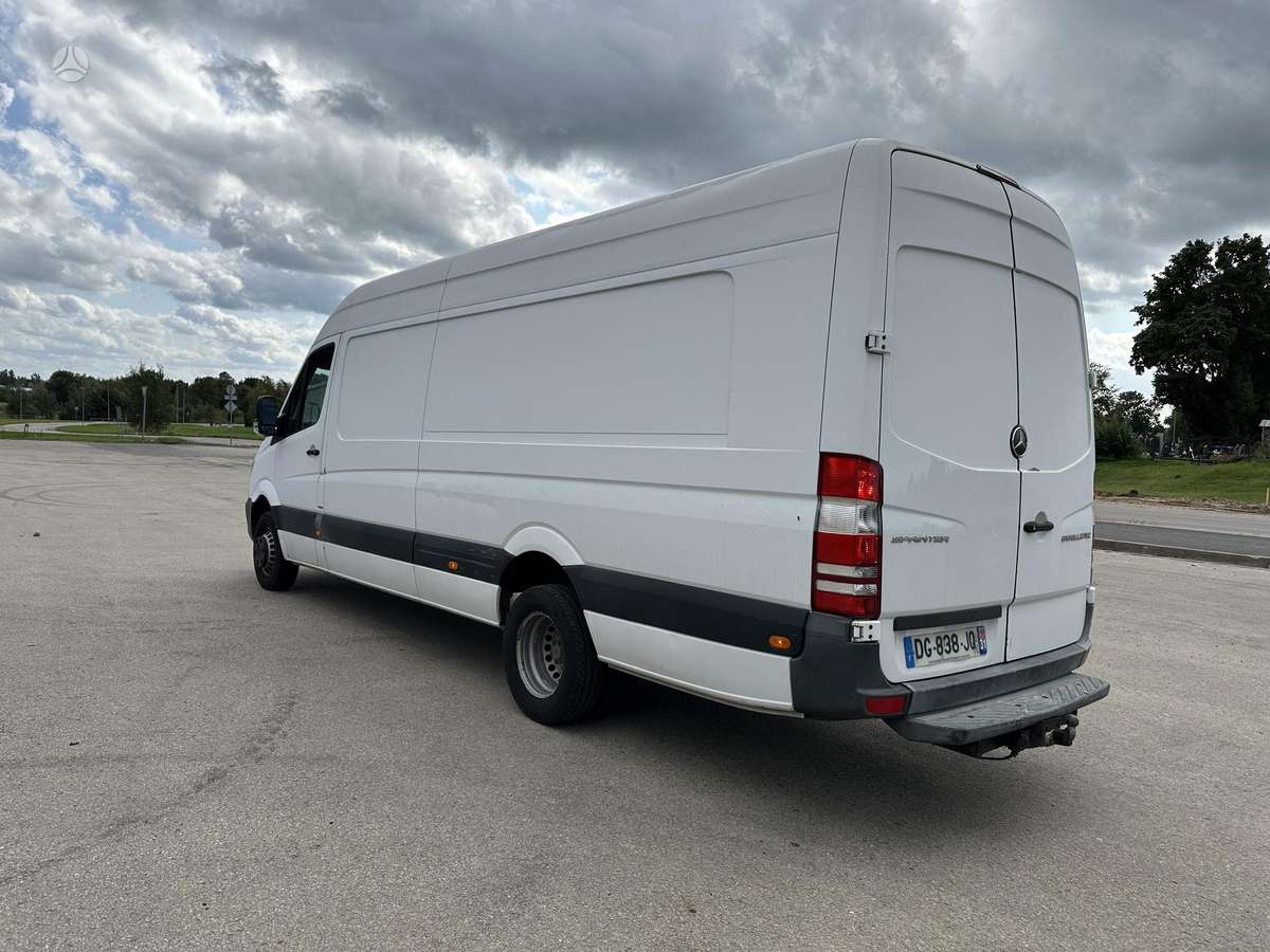 Mercedes-Benz Sprinter - 6