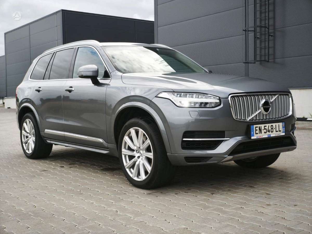 Volvo XC90 - 3