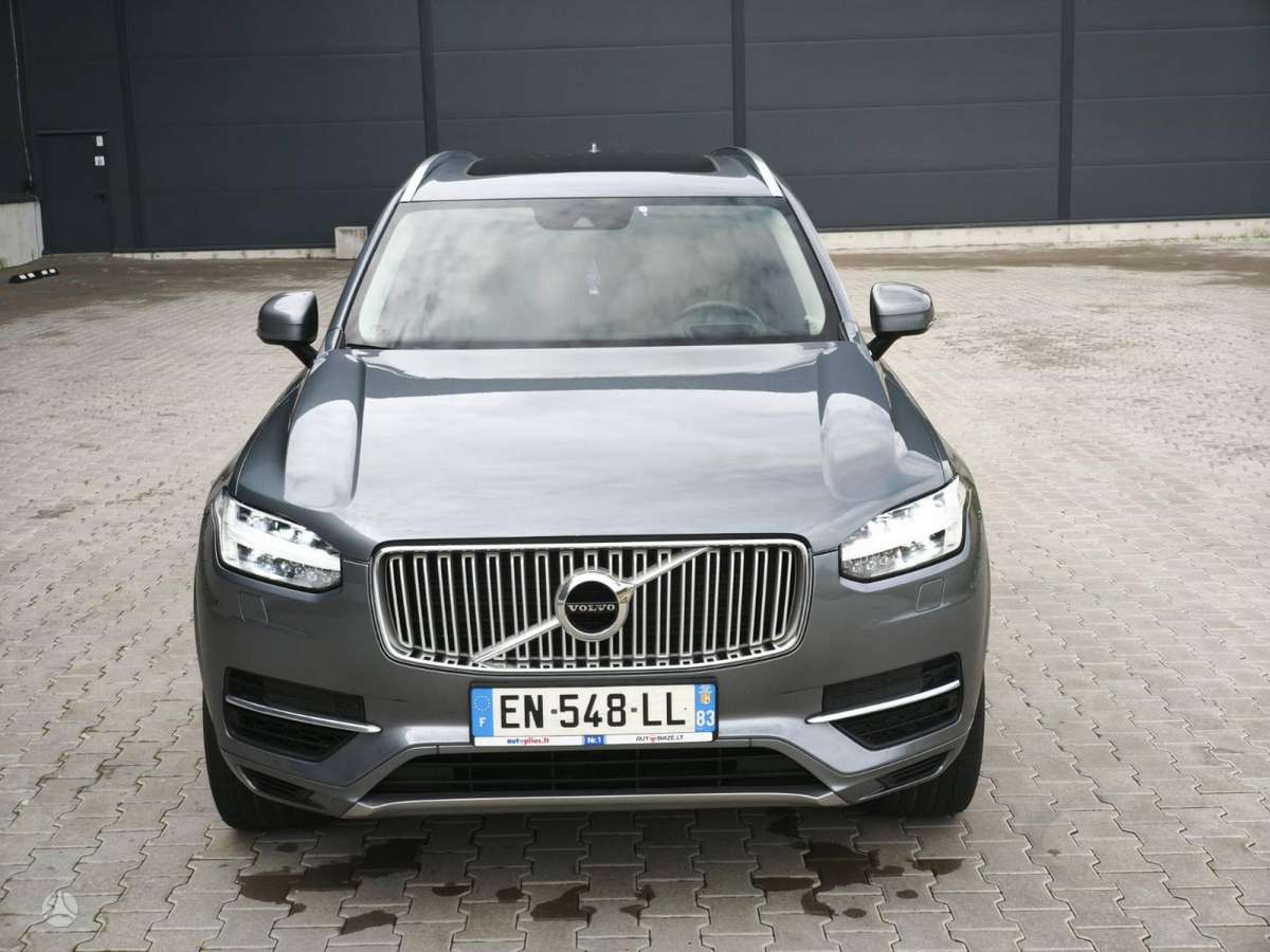 Volvo XC90 - 4