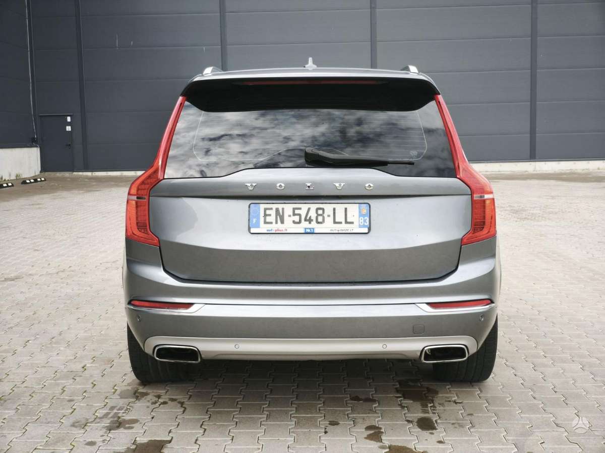 Volvo XC90 - 12