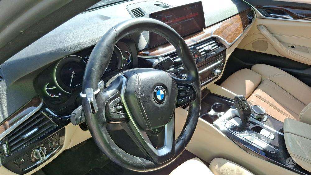 BMW 530, 2.0 l., Седан