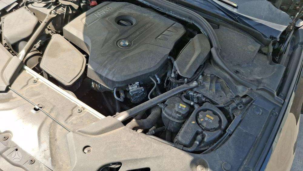 BMW 530, 2.0 l., Седан