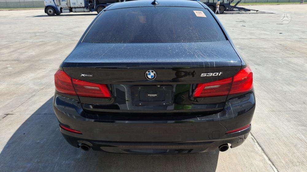 BMW 530 - 11