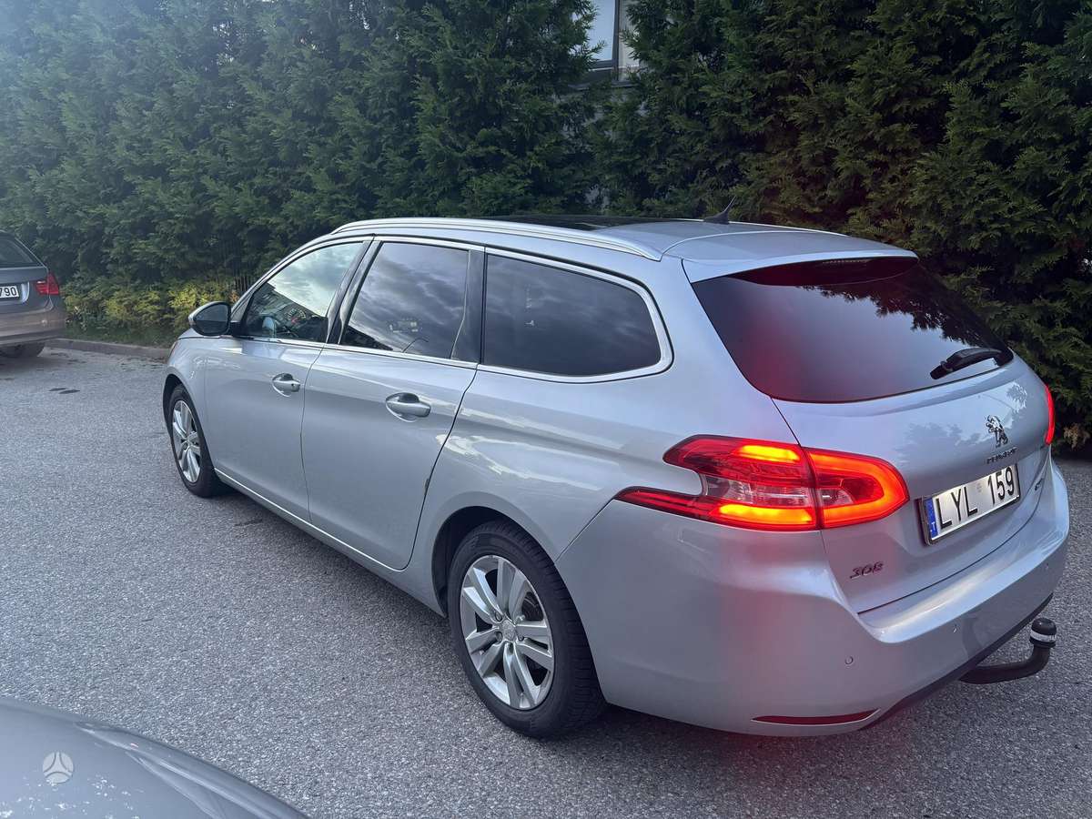 Peugeot 308 - 5
