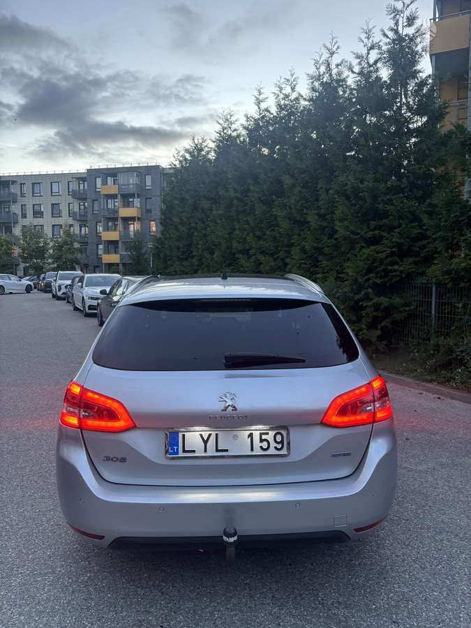 Peugeot 308 - 6
