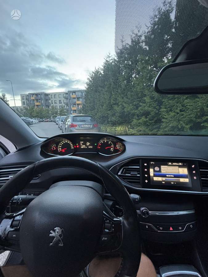 Peugeot 308 - 10