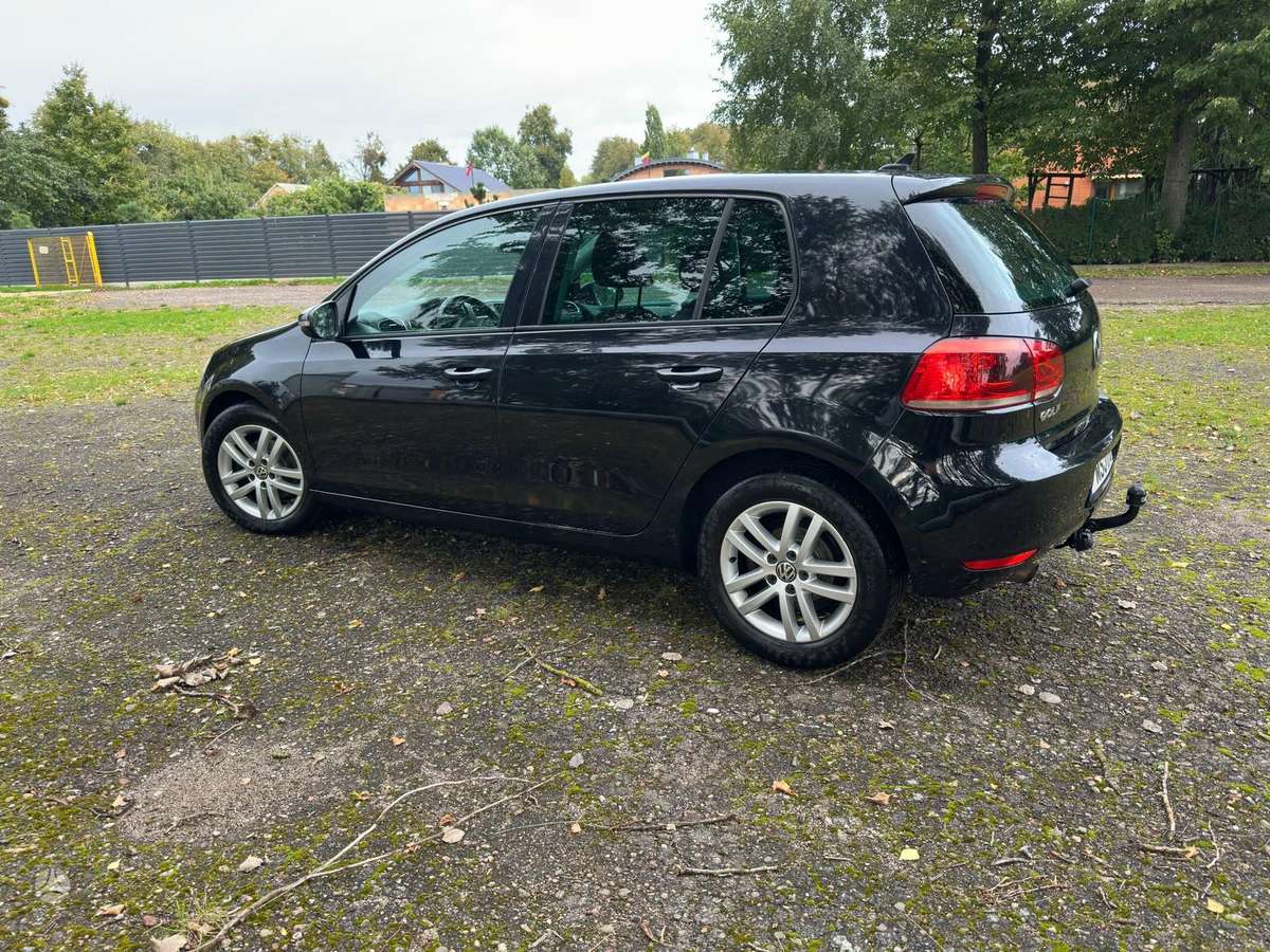 Volkswagen Golf - 3