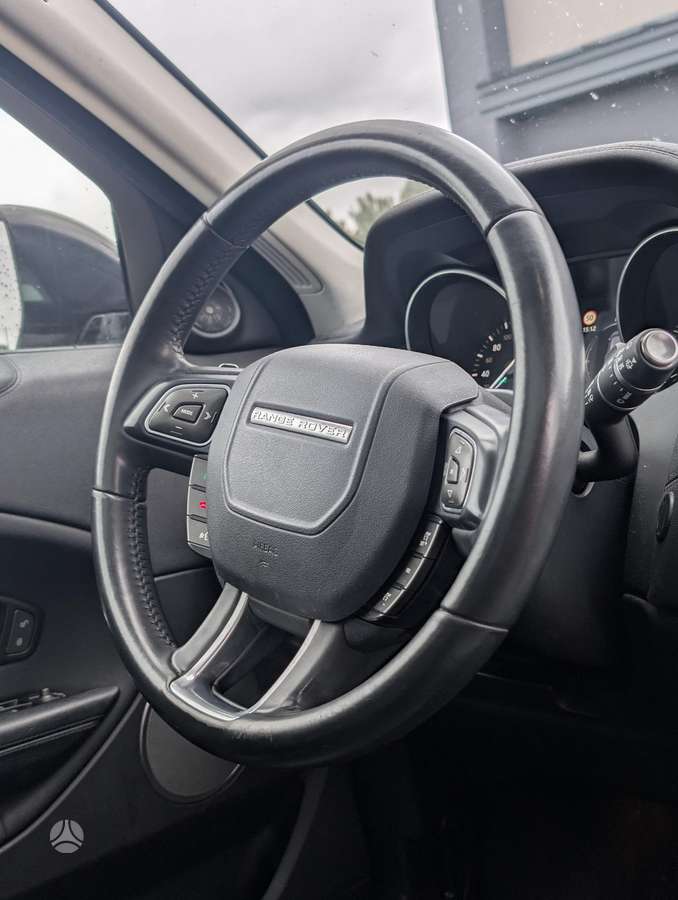 Land Rover Evoque - 12