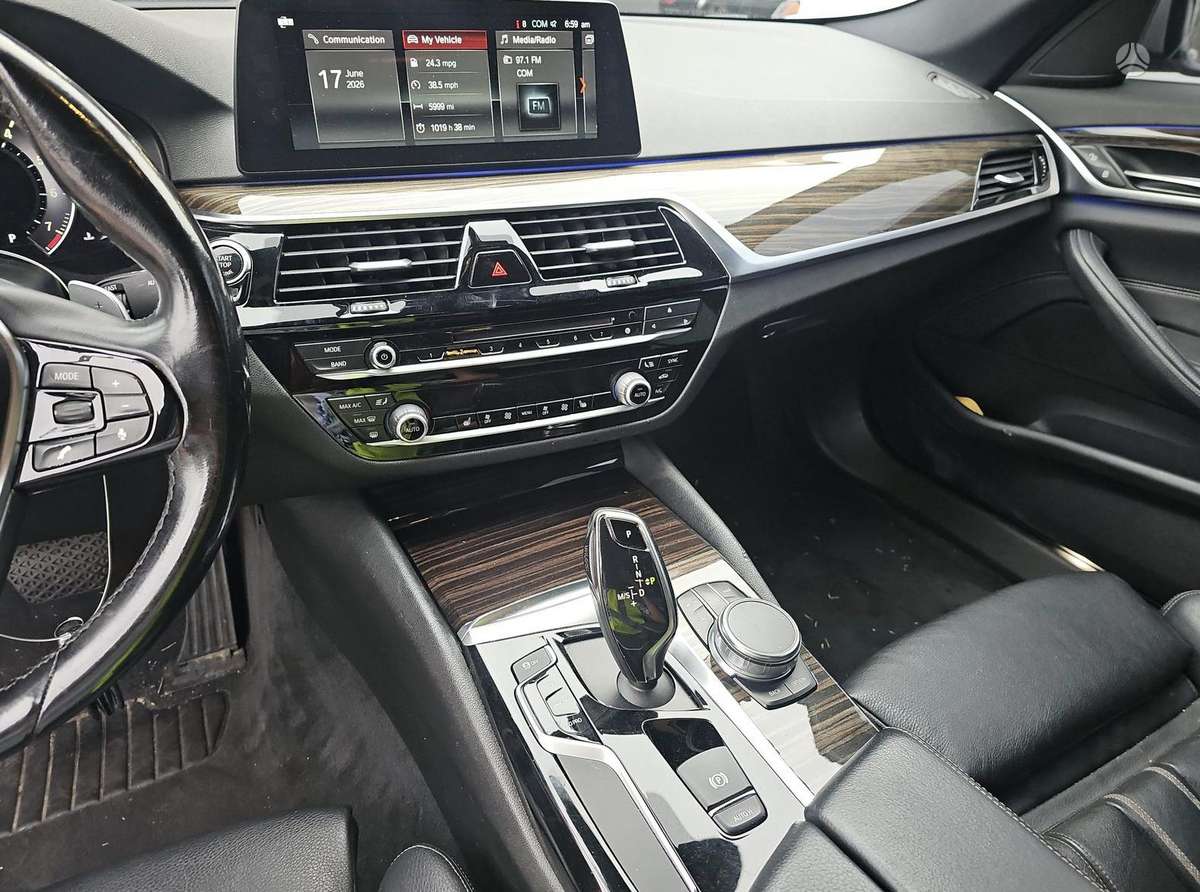BMW 530, 2.0 l., Седан