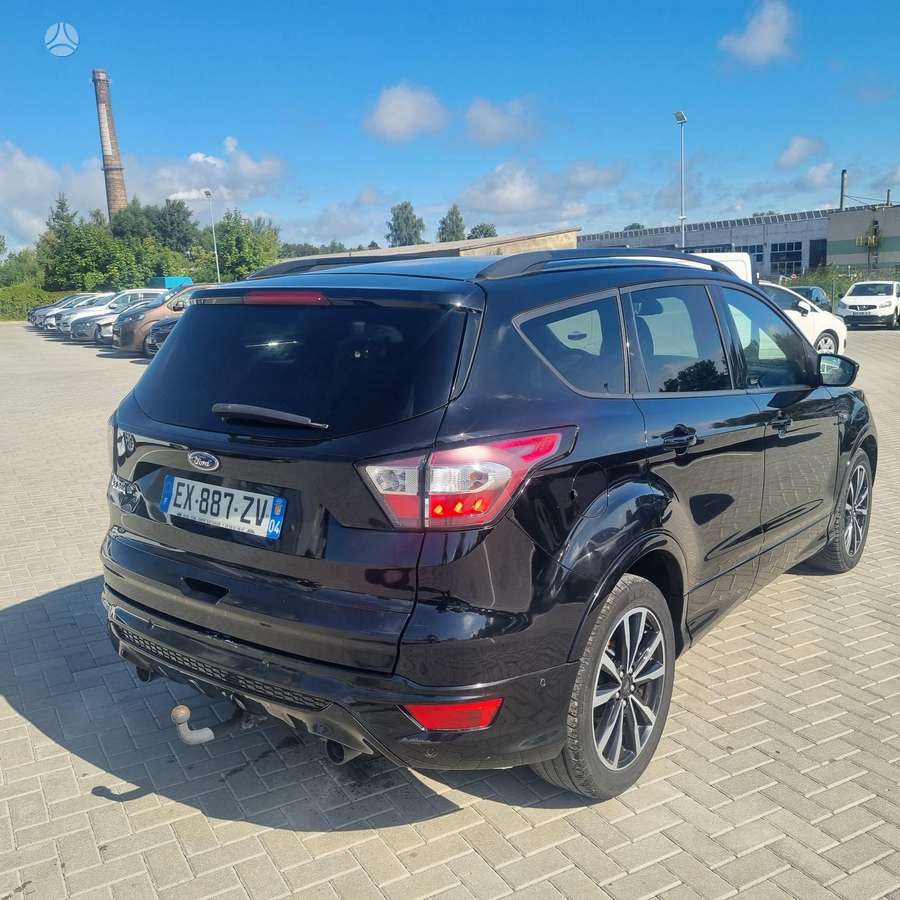 Ford Kuga - 3