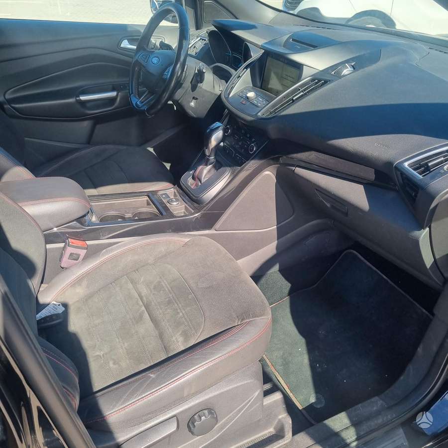 Ford Kuga - 7