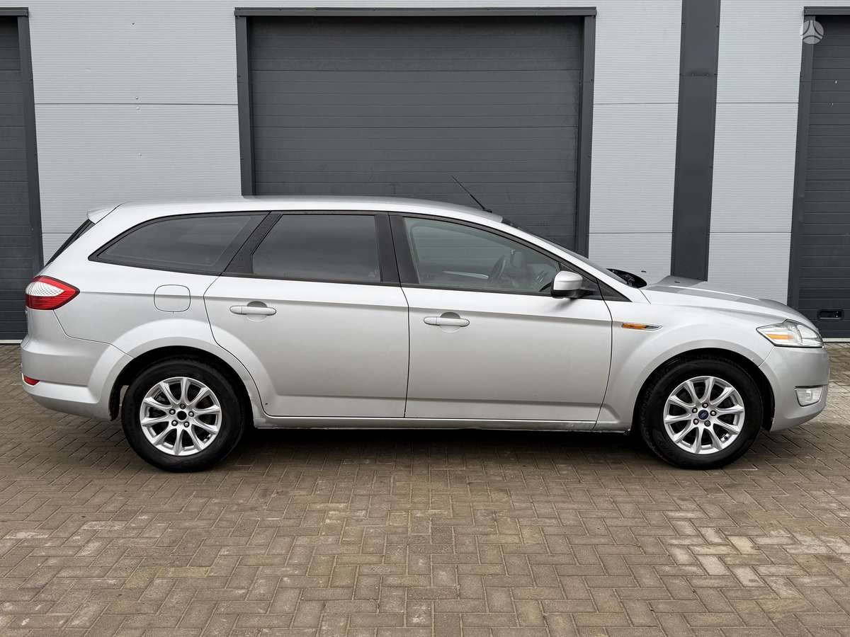Ford Mondeo, 2.0 l., hatchback